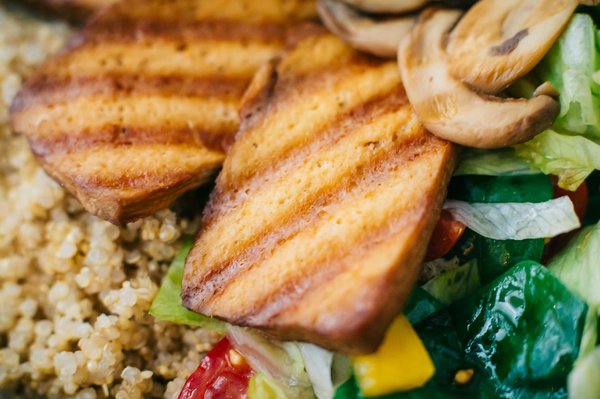 Enhancing uk kitchen accessibility: top tips for assisting individuals with mobility challenges